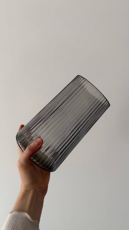 Стеклянная ваза дымчатое стекло 2