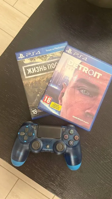 Геймпад DualShock 4, игры PS4 Gone Home, Detroit: Become Human