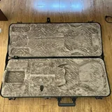 Оригинальный жёсткий кейс Fender 3