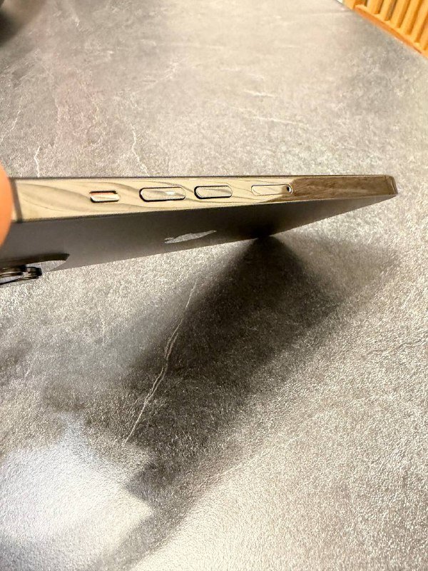 IPhone 13 Pro Max 512gb, чехол 2