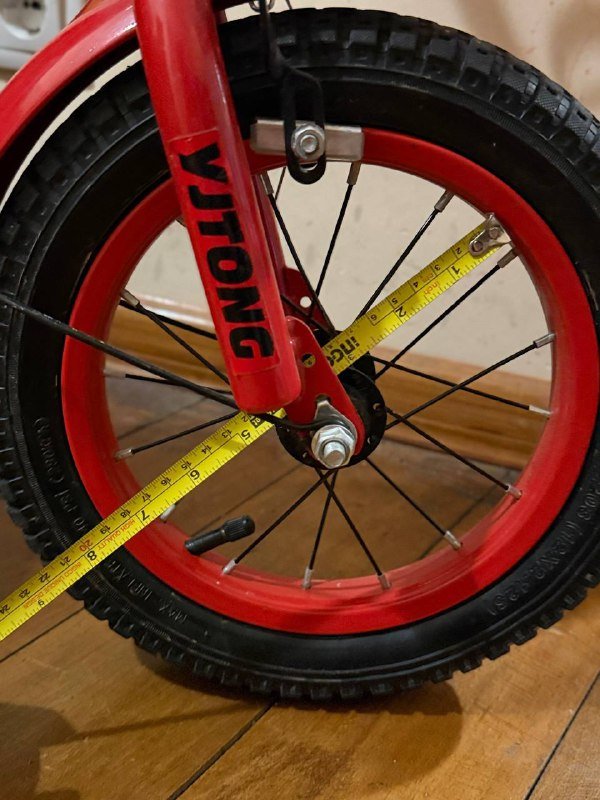 Детский велосипед с дополнительными колесиками 6