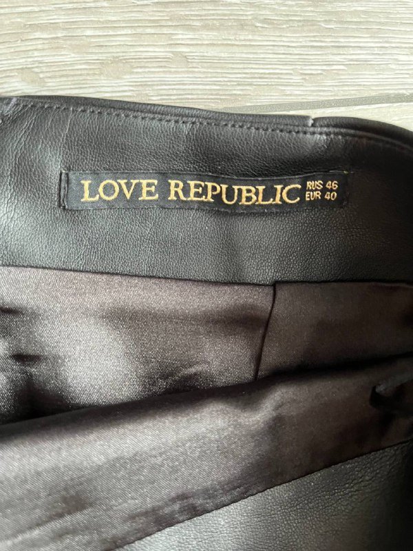 Черная кожаная юбка Love Republic 2