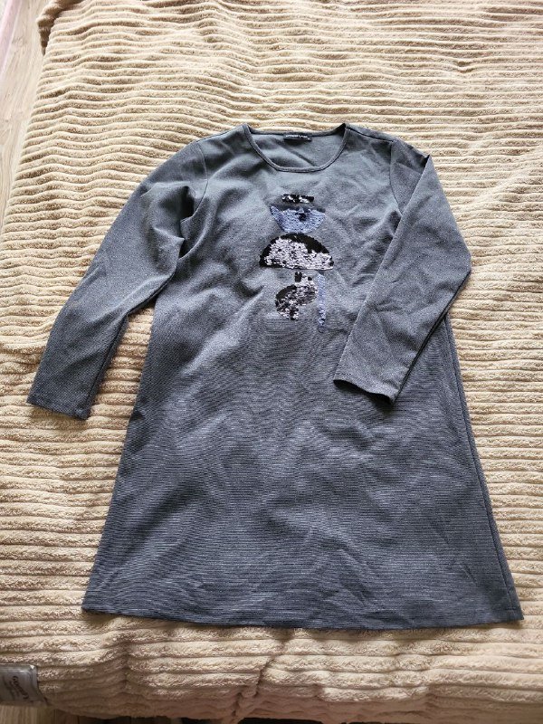 Белая накидка кофта, чёрное пальто, повязки на голову, белая байка, чёрная рубашка, пиджак, серое платье, байка платье 7