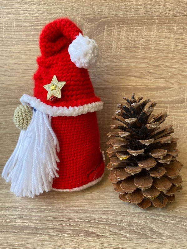 Новогодний гномик наполняется конфетами 2