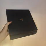 PS4 Pro, 2 джойстика, 3 игры 2