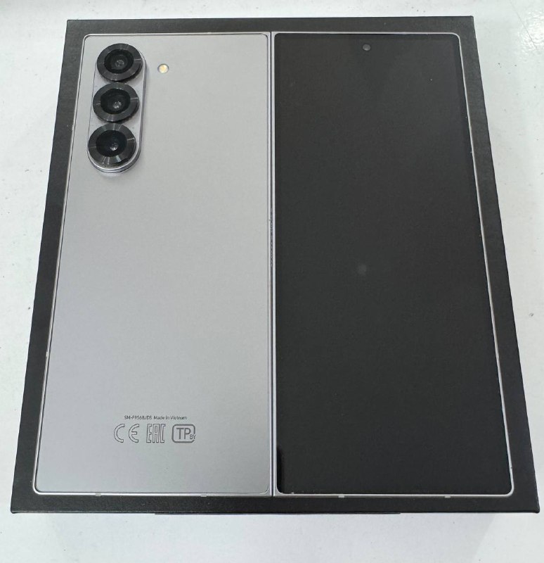 Samsung Galaxy Z Fold6 3