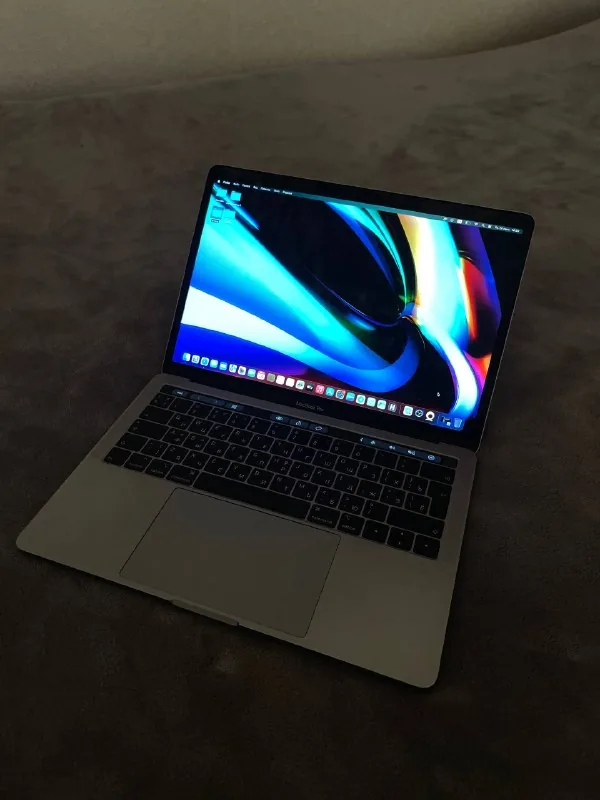 MacBook Pro 2019 Touch Bar 128GB 1