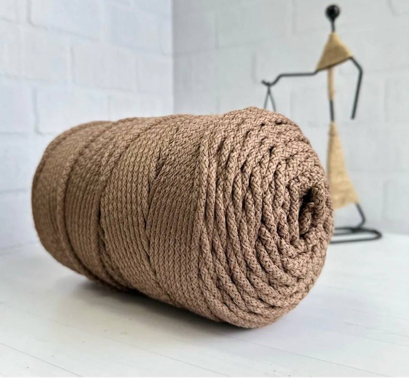 Полиэфирный шнур для вязания и плетения с сердечником 4