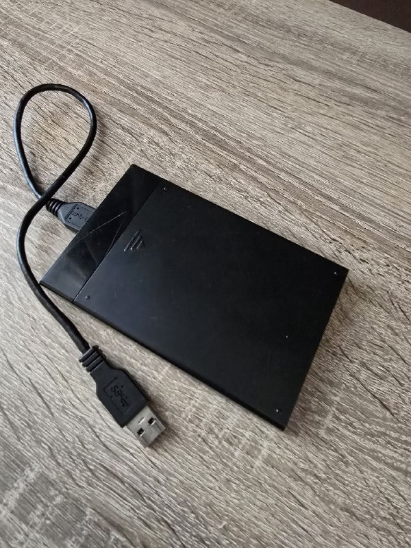 SSD диск Kingston 240Gb с корпусом UGreen 4