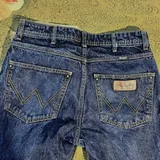 Джинсы Wrangler, Massimo Dutti 4