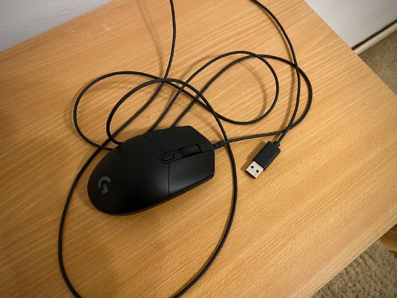 Ноутбук Acer Aspire 7, геймпад DualSense, мышь Logitech G102, ковёр 5