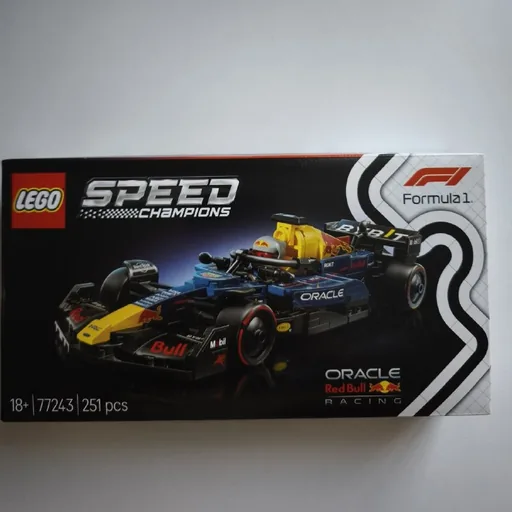 Новый набор LEGO Speed Champions Формула 1