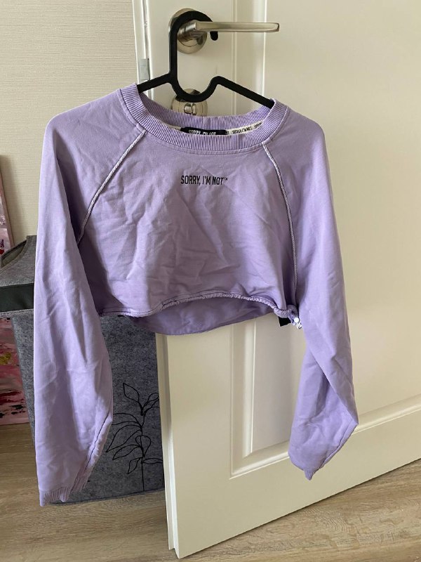 Leggings, tops, and sweaters 4