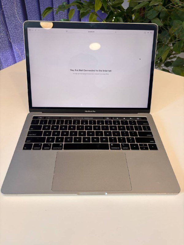 Macbook pro 2019 i5 16/256 GB 3