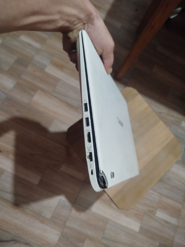 Ноутбук Casper с i3, 16GB, 222GB SSD 2