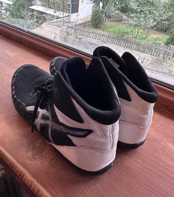 Спортивные кеды размер 40.5, Кожаные кеды размер 43 3