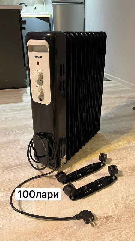 стол б/у, тумбочка, кресло, зеркало, рамки, светильники 8