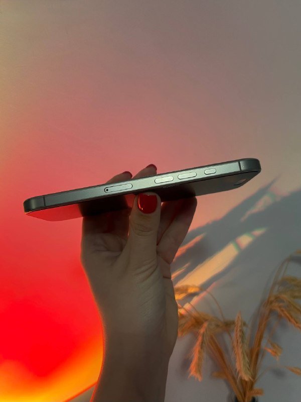 iPhone 16 pro 256 GB 6