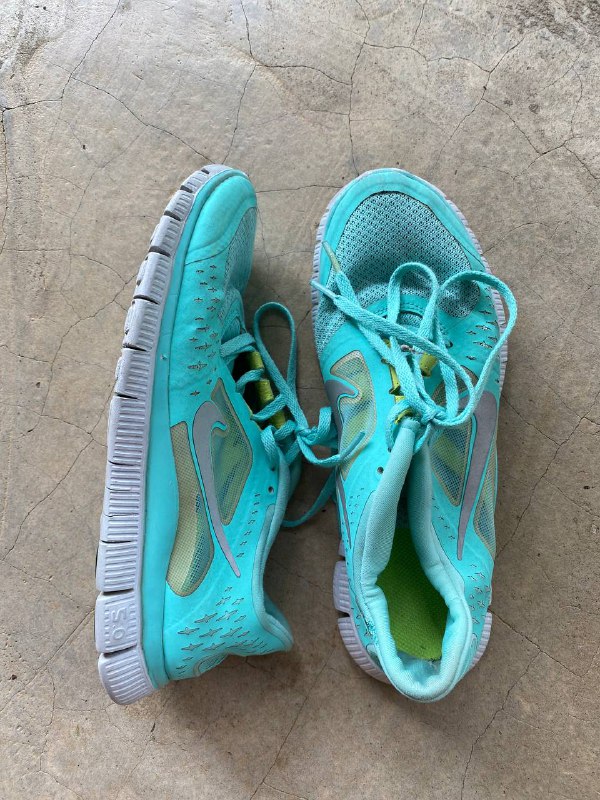 Босоножки на каблуке UNO, Кроссовки Nike 2