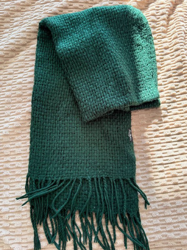 Платье, футболка, шарф, джинсы, шапка, куртки, брюки, рубашки женские 3