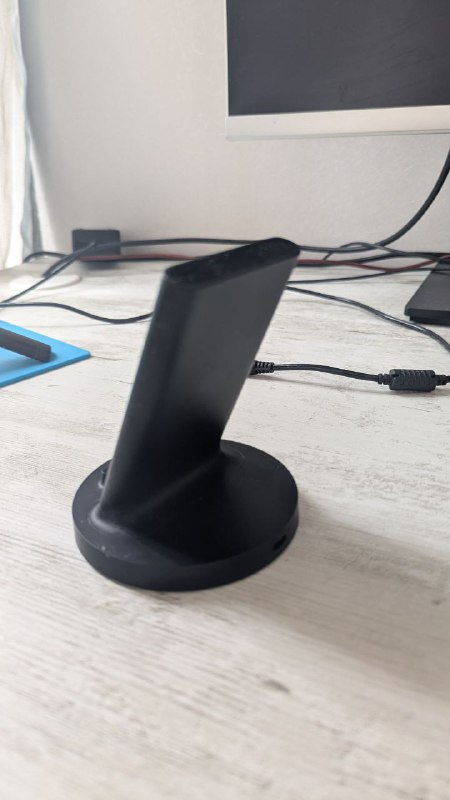 Беспроводная зарядка Xiaomi Mi 20W Wireless Charging Stand 2