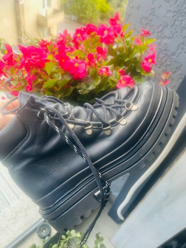 Кроссовки, ботинки, туфли, босоножки женские, куртки Zara 5