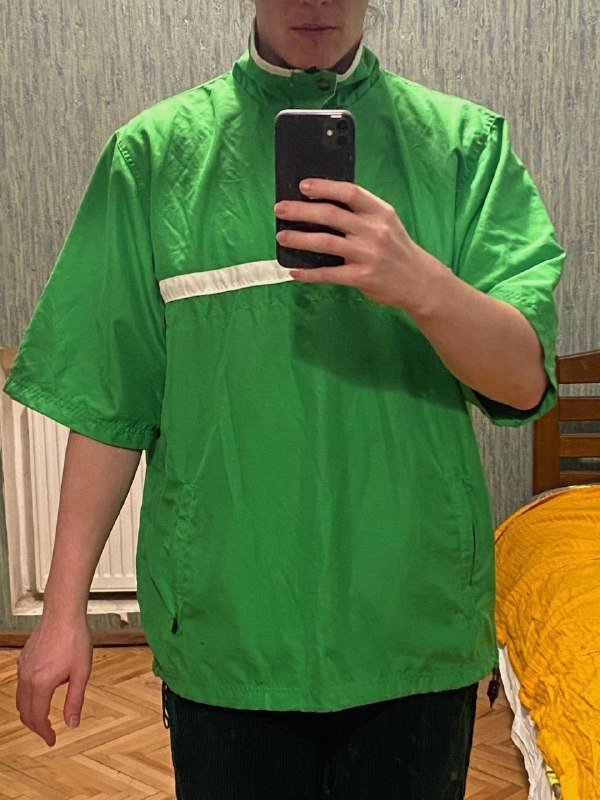 спортивка луиджи, олимпийка, винтажная рубашка, жилетка, брюки, джинсы, винтажная куртка, велосипедный шлем