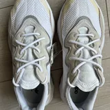 Adidas Ozweego, Adidas Ozelia 3