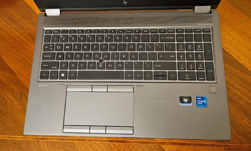 HP Zbook G8 15.6 бизнес ноутбук 4