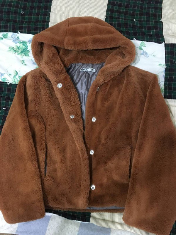 Легкая плюшевая куртка 46 размер