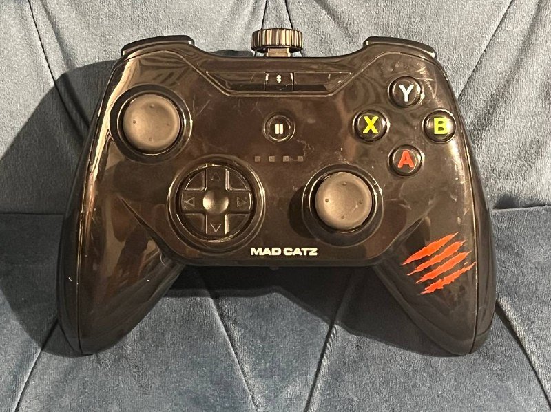 Геймпад Mad Catz C.T.R.L.i для Apple