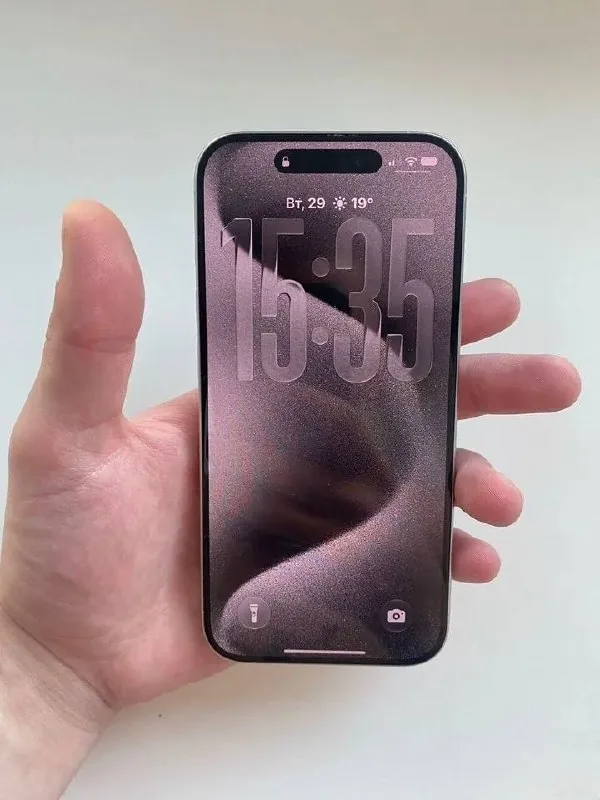 iPhone 15 Pro 128 ГБ 1