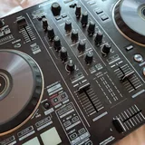 Pioneer DDJ-RR DJ контроллер 1