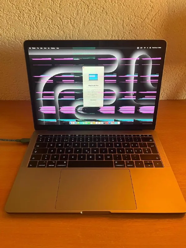MacBook Pro 13 2017 1