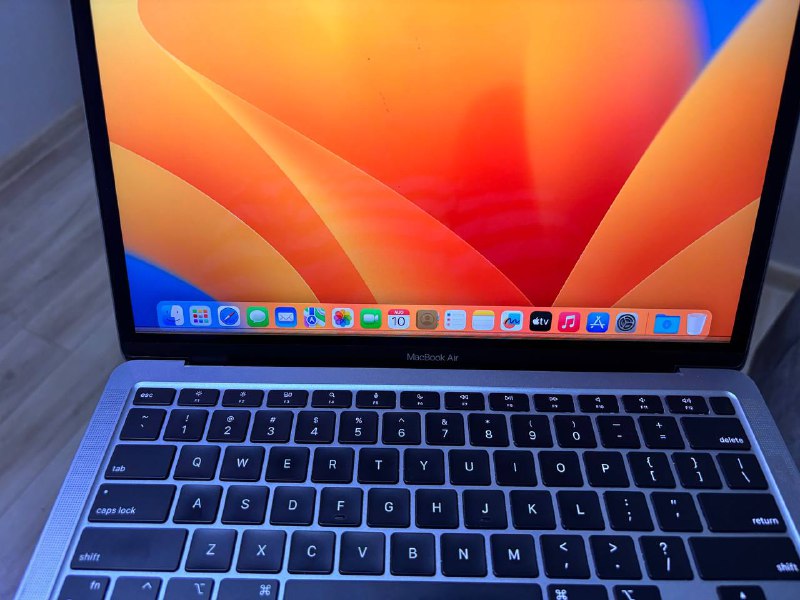 MacBook Air M1 8/128GB 2