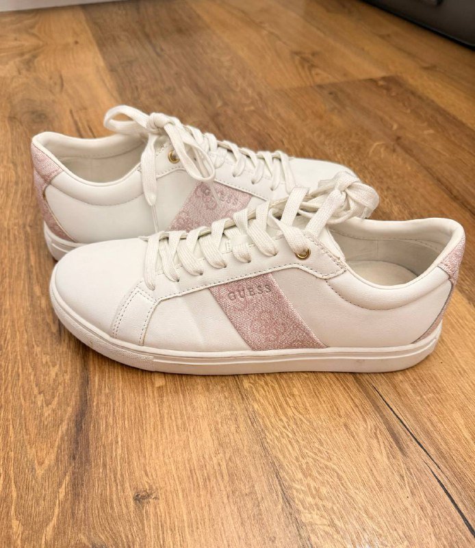 Кроссовки Guess женские оригинал