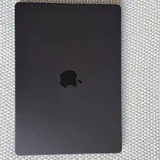 MacBook Pro 14" M5 24 GB 1 TB 5