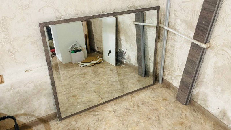 Комод с зеркалом 3