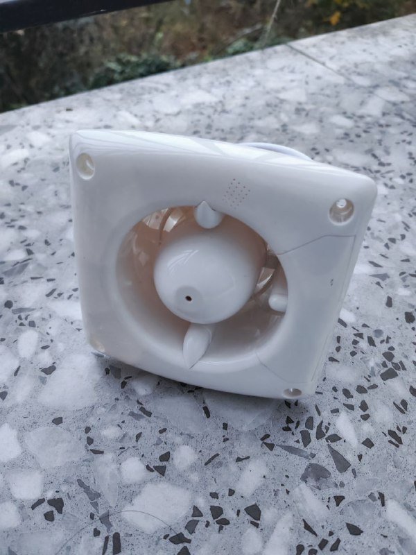 Вентиляционный вытяжной вентилятор