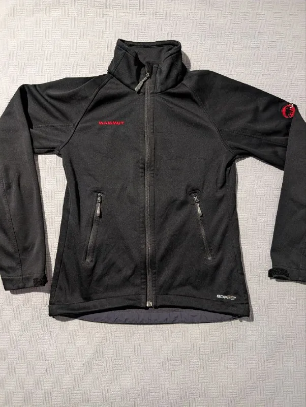 Женская куртка Mammut XS 1