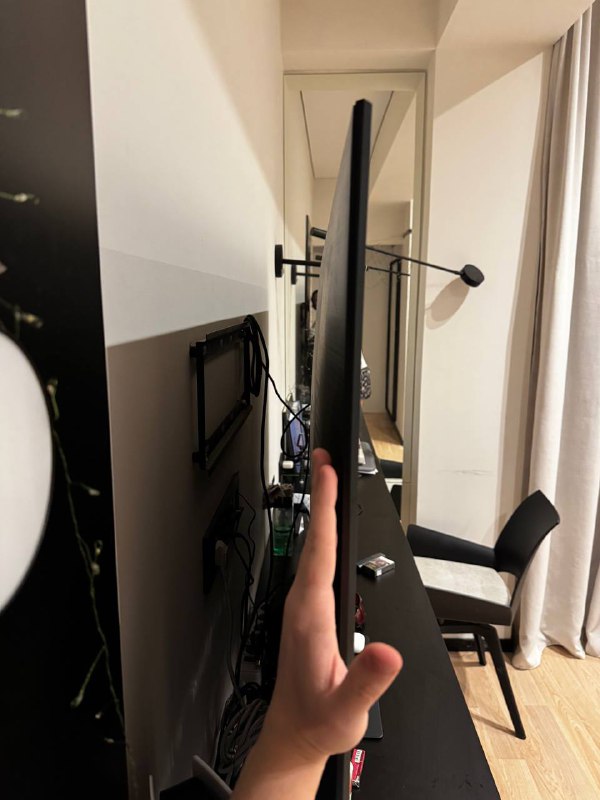 65" QLED 4K Q70C Smart TV 2