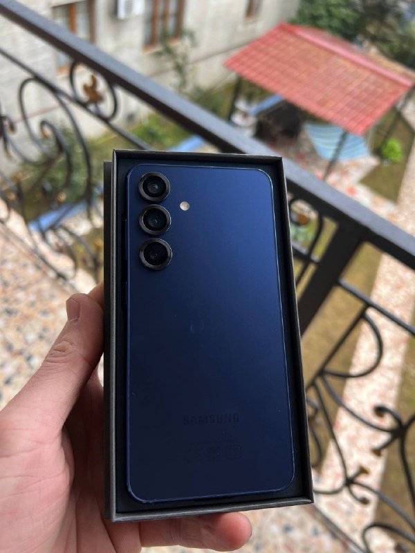Samsung S25 7