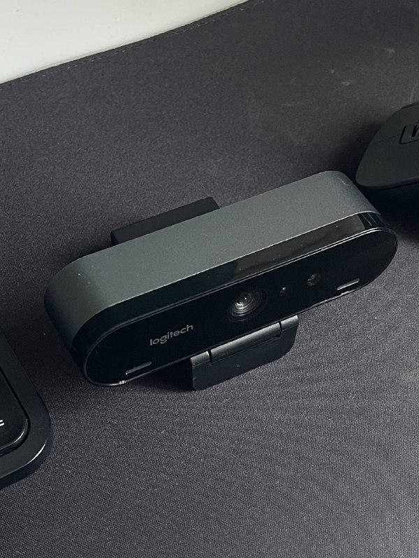 Веб камера Logitech BRIO Webcam
