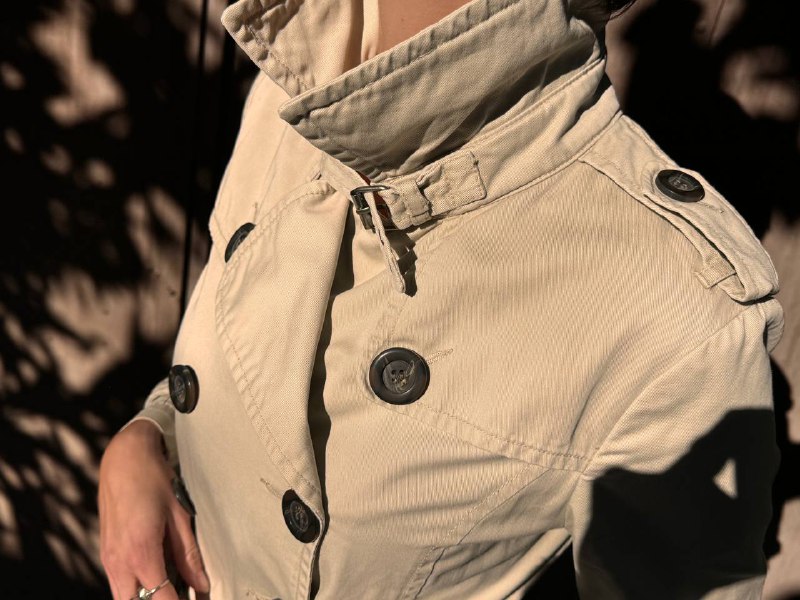 Trench coat, Size M 2