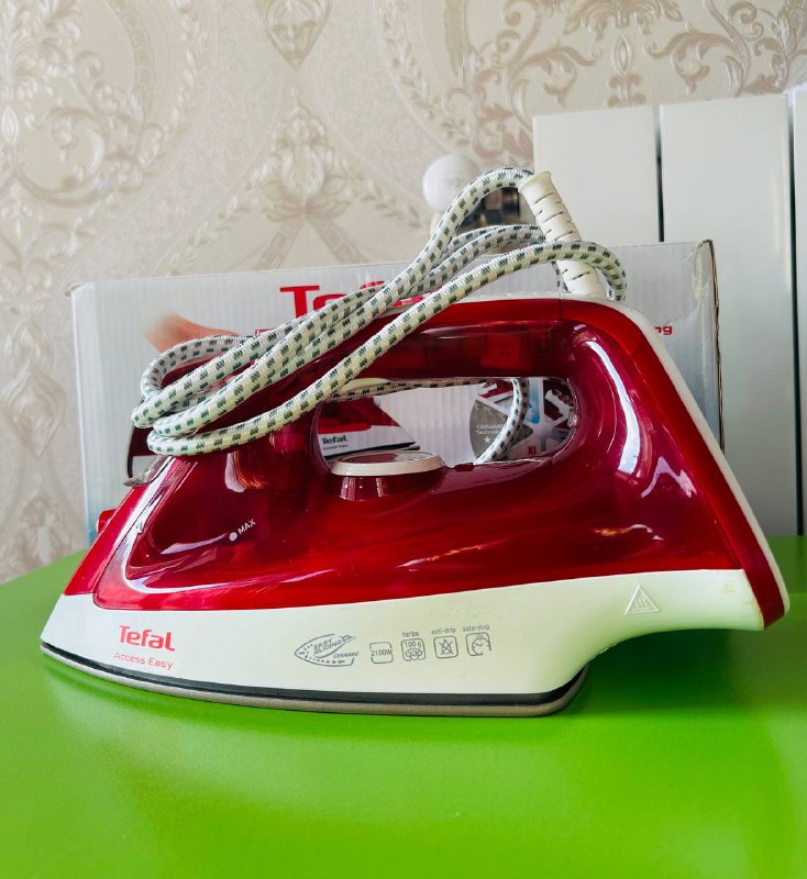 Столик журнальный, Утюг Tefal, Удленитель, Обогреватель, Плечики, Зонт, Ночник 2