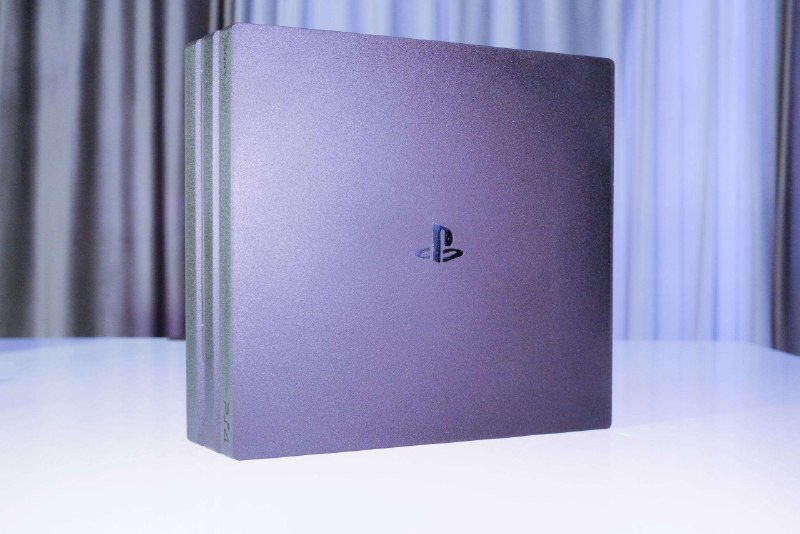 PlayStation 4 Pro 1 TB, контроллер