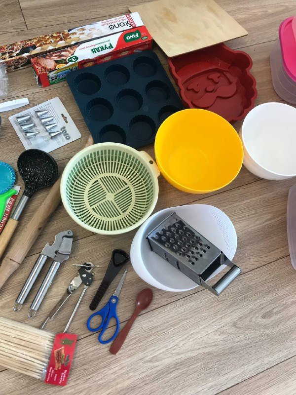 Кухонные мелочи и контейнеры наборы мисок сито дуршлаг формочки разделочная доска ножи терка ножницы ложки 3