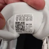 Кроссовки adidas 3