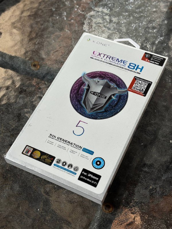 Противоударная защитная пленка на iPhone 16 Pro max