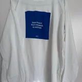 Рубашка Zara, свитер Massimo Dutti, костюм Nike, пальто Zara, реглан Zara, футболка Calvin Klein, джинсы Massimo Dutti 6